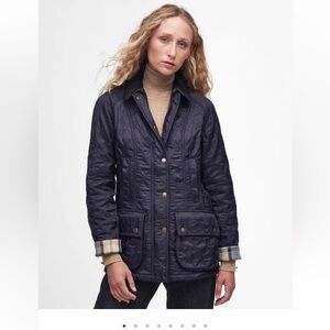 Navy Barbour Beadnell Polarquilt Jacket